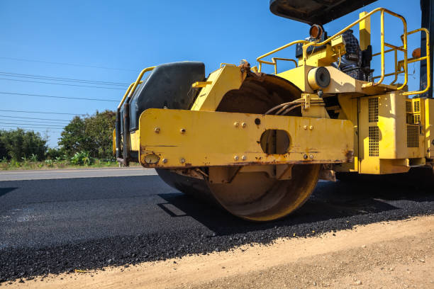 Best Driveway Paving Contractor  in Briarcliff, TX